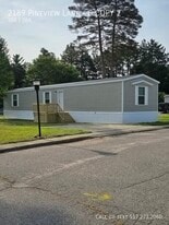 2189 Pineview Ln in Caro, MI - Building Photo