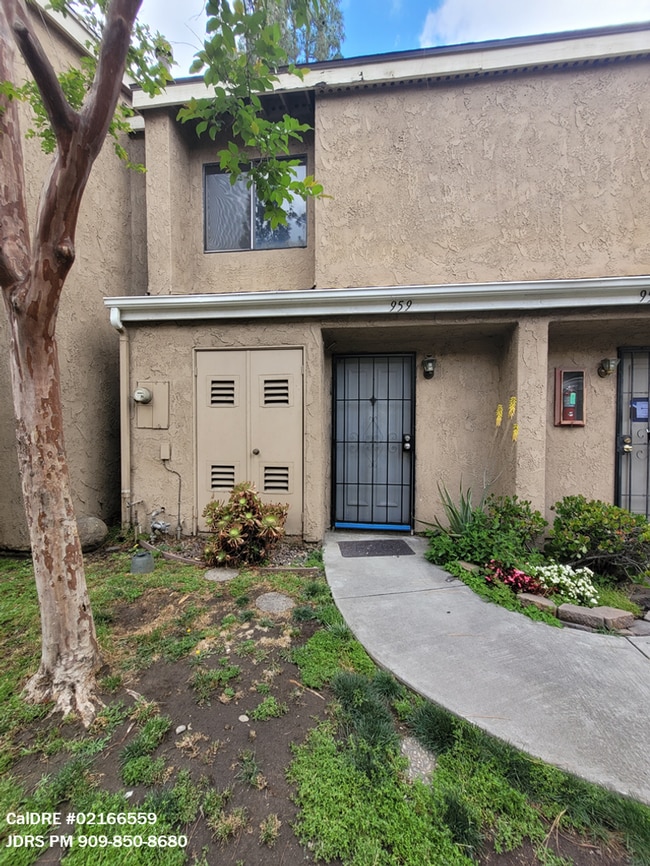 property at 959 S Mountain Ave