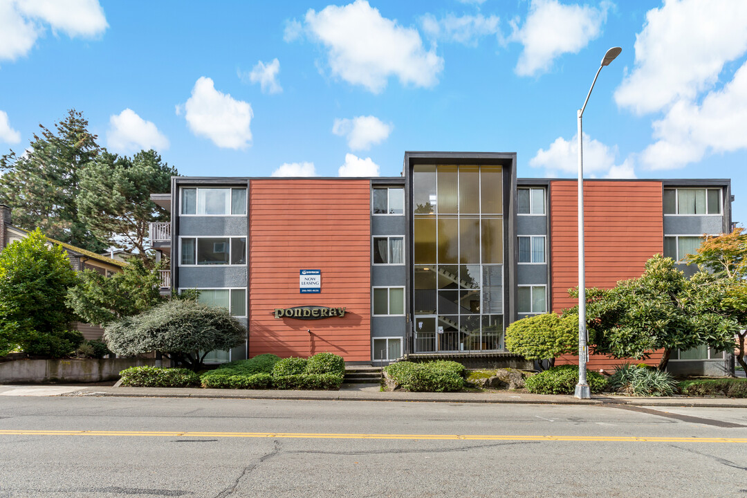 Ponderay Apartments in Seattle, WA - Foto de edificio