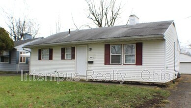 967 Duxberry Ave in Columbus, OH - Building Photo - Building Photo