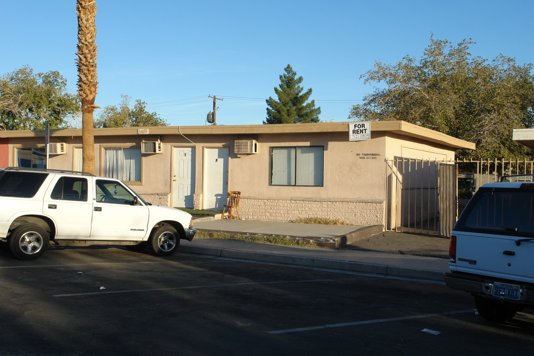 2405 Sunrise Ave in Las Vegas, NV - Foto de edificio