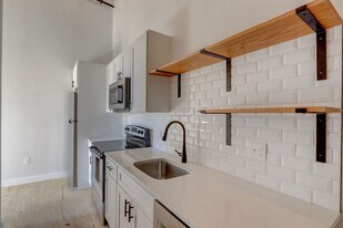 45 Wingate St in Haverhill, MA - Building Photo