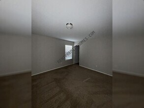 7525 Lipizzan Rd in Oklahoma City, OK - Building Photo - Building Photo