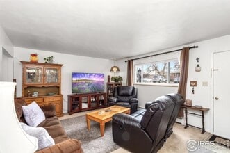 1112 Gard Pl in Loveland, CO - Building Photo - Building Photo