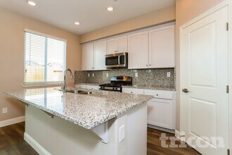 1250 Victorian St in Lincoln, CA - Building Photo - Building Photo