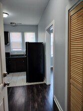 1945 W 48th St in Chicago, IL - Foto de edificio - Building Photo