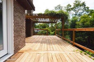 4612 Deepwood Ct in Louisville, KY - Building Photo - Building Photo