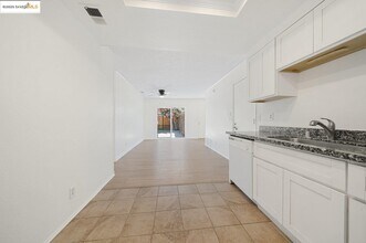 4148 Redwood Rd in Livermore, CA - Building Photo - Building Photo