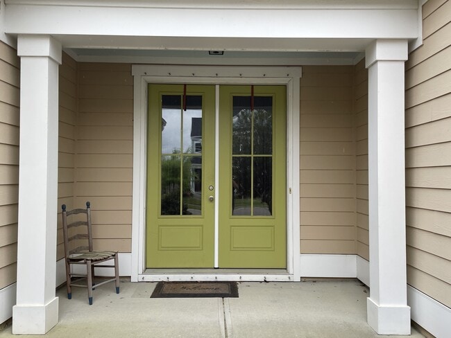 1213 Raven Rd in Hanahan, SC - Building Photo - Building Photo