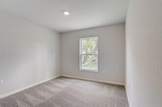 2699 Grandview Dr in North Port, FL - Building Photo - Building Photo