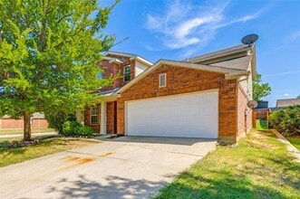 8924 Tumbleweed Dr in Cross Roads, TX - Building Photo - Building Photo