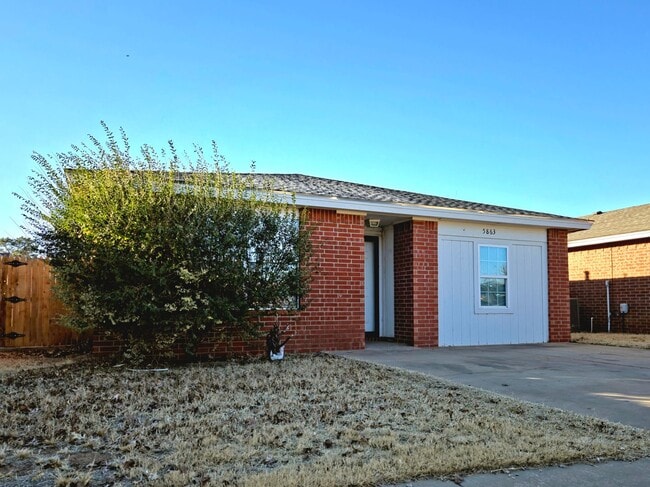 5863 6th St in Lubbock, TX - Building Photo - Building Photo