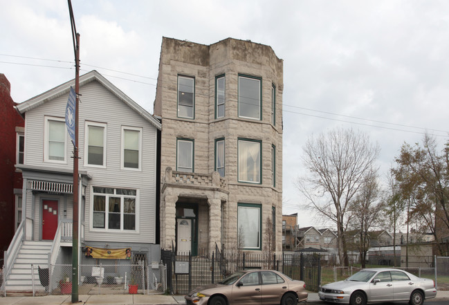 3531 S Indiana Ave in Chicago, IL - Building Photo - Building Photo