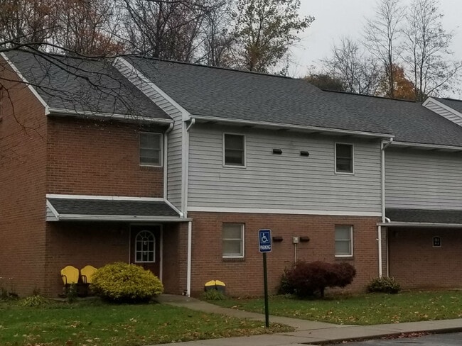 Stone Brook Apartments