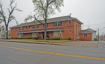 1239 S Rockford St in Tulsa, OK - Building Photo - Building Photo