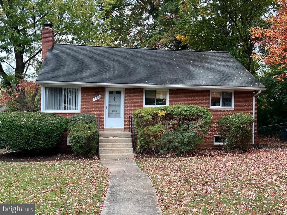 6218 35th St N in Arlington, VA - Building Photo