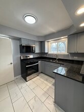 18227 Center Ave in Homewood, IL - Building Photo - Building Photo