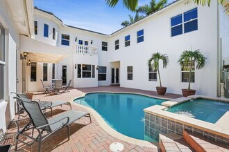 375 SW 16th St in Boca Raton, FL - Building Photo - Building Photo