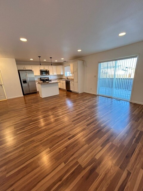 property at 1625 10th Ave E