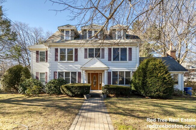 property at 829 Chestnut St
