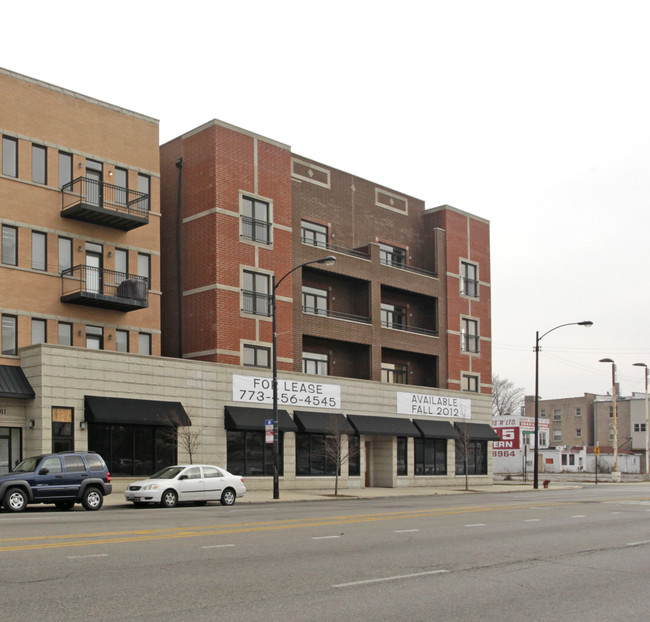 3905 N Western Ave in Chicago, IL - Building Photo - Building Photo