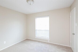 1144 Paintbrush St in Mesquite, TX - Building Photo - Building Photo