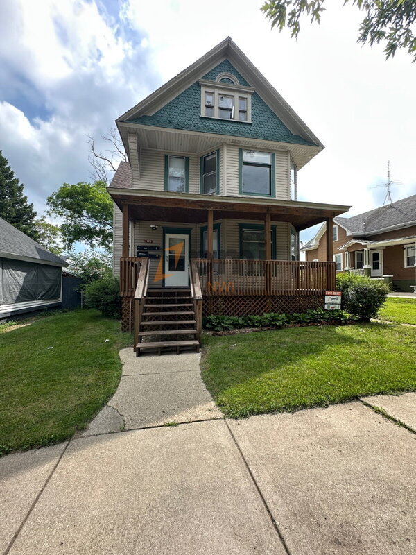 property at 1122 Spring St