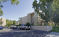 Stoneridge by the Lake in La Mesa, CA - Foto de edificio - Building Photo