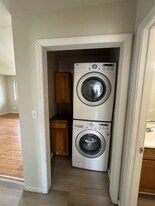 1227 S Lincoln Park Dr, Unit 1227 in Evansville, IN - Building Photo