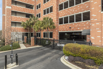 Carolina Walk Condominiums in Columbia, SC - Building Photo - Building Photo