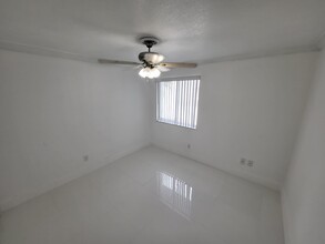 22227 SW 103rd Ct in Cutler Bay, FL - Foto de edificio - Building Photo