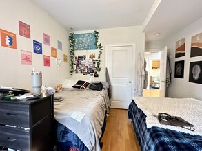 836 Huntington Ave, Unit #3 in Boston, MA - Building Photo - Building Photo