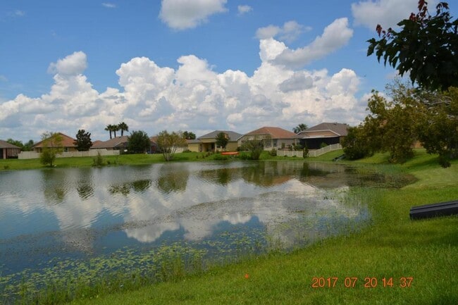 5612 Aral Dr in Lakeland, FL - Building Photo - Building Photo