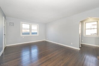 27 Althea St-Unit -1 in Clifton, NJ - Building Photo - Building Photo