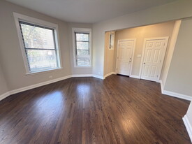 2754 N Richmond St, Unit 1 in Chicago, IL - Building Photo