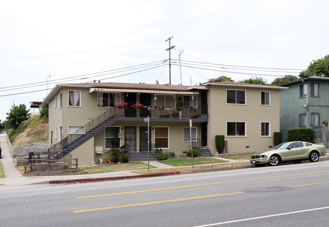 3661 S Sepulveda Blvd in Los Angeles, CA - Building Photo - Building Photo