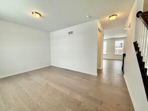 6173 S Trailwoods Dr in Ann Arbor, MI - Building Photo - Building Photo