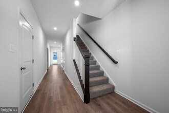 8263 Longford Rd in Millersville, MD - Building Photo - Building Photo