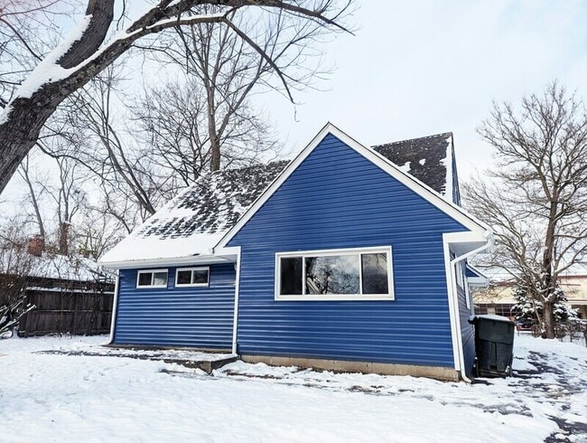 property at 2294 Minnesota Ave