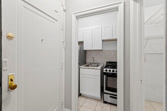 434 W Wellington Ave in Chicago, IL - Building Photo - Building Photo