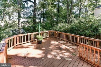 1028 S Edison St in Arlington, VA - Building Photo - Building Photo