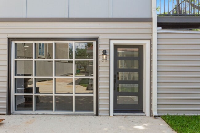 property at 2005 Portsmouth St