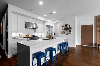 2749 N Lakewood Ave in Chicago, IL - Building Photo - Building Photo