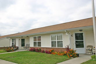 Belford Commons Apartments in Emporia, VA - Building Photo - Building Photo