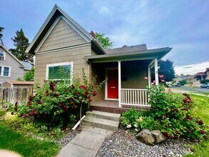 123 NW 7th St in Pendleton, OR - Building Photo - Building Photo