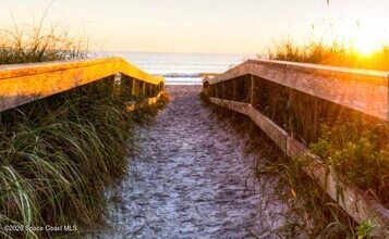 134 E Alachua Ln in Cocoa Beach, FL - Building Photo - Building Photo