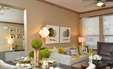 2500 S Millbend Dr in The Woodlands, TX - Building Photo - Building Photo