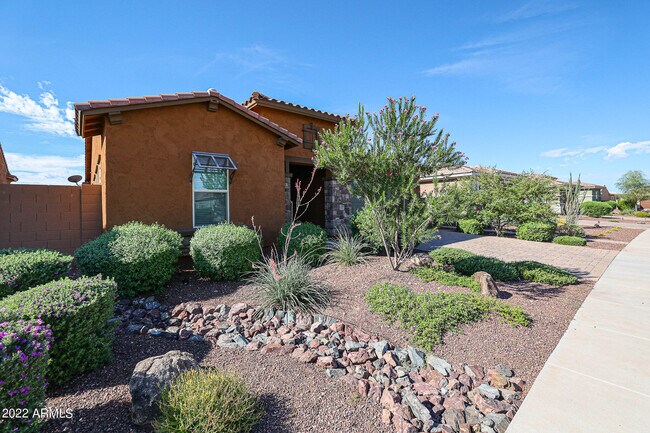 10243 W Oberlin Way in Peoria, AZ - Building Photo - Building Photo
