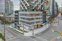 1575 Georgia St W in Vancouver, BC - Building Photo - Building Photo