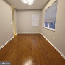 3 Carey St in Pennington, NJ - Building Photo - Building Photo